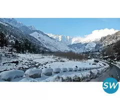 Manali Delights with Apple Country