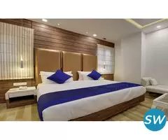 Best place to stay in noida