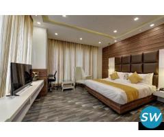 Hotels near Noida city Centre metro station