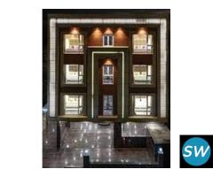 Hotels near Noida city Centre metro station