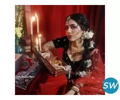 Glitz Makeup Studio & Salon (Unisex)