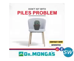 Piles specialist doctor in Delhi 8010931122