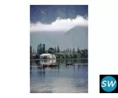 Srinagar 4 Nights 5 days 30,000/- Per Person