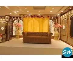 Hotels near noida city Centre metro station