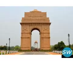 Luxury Car Rental Service in Delhi - 1