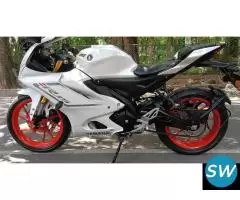 Yamaha r15 v4