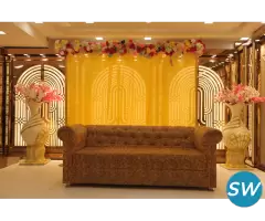 Looking for the Best Stay in Noida?