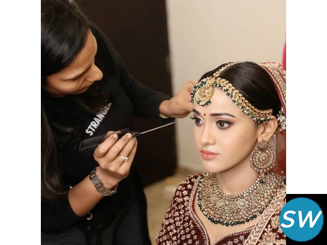 Hire the Best Makeup Artist in Bangalore - 1