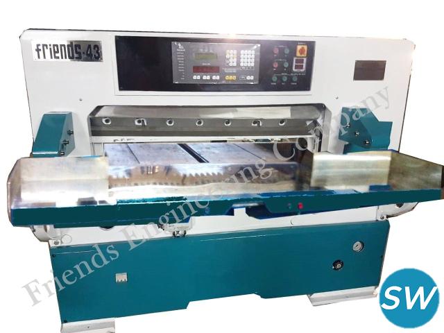 Guillotine Paper Cutting Machine - 1
